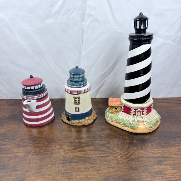 Lot of 3 Ceramic Lighthouse Collectibles – Sakura David Carter Brown - Picture 3 of 8